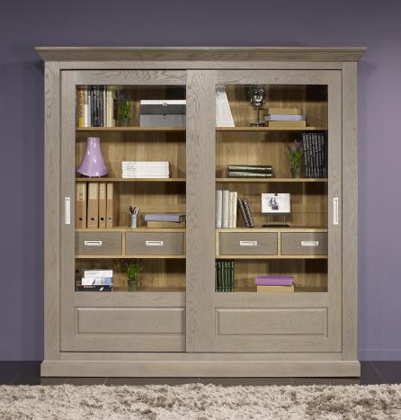 Bibliothque 2 portes coulissantes ralise en Chne massif de style Directoire Finition Chne bross Naturel intrieur ET Chne Bross Taupe patin