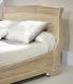 Lit Hugo 160x200 ralis en Chne Massif de style Louis Philippe Finition Chne Bross Blanchi