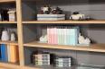 Bibliothque 2 corps Jules ralise en Chne de style contemporain Fond Taupe