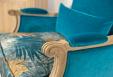 Fauteuil de style Louis XVI ralis en Chne massif  Tissu FSM SEULEMENT 1 DISPONIBLE