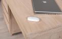 Bureau Contemporain en chne accompagn de son caisson de 3 tiroirs sur roulettes