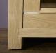 Meuble TV 2 portes Vitres Loann ralis en chne massif de style Contemporain Finition Chne Bross Naturel