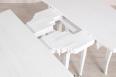 Table ronde  volets diamtre 120 ralise en Chne massif de style Louis Philippe 10 allonges de 40 cm (24 personnes) Finition Chne Bross Ivoire 