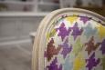 Chaise Romain ralise en Chne Massif de style Louis XVI Finition Chne Bross Blanchi Tissu orb primavera SEULEMENT 2 DISPONIBLE 